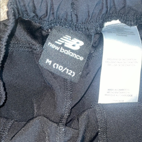 New Balance Black Performance Shorts - Picture 3 of 4